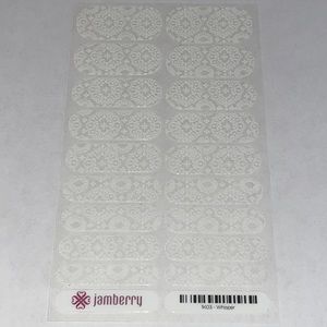 Jamberry Style: Whisper, clear base